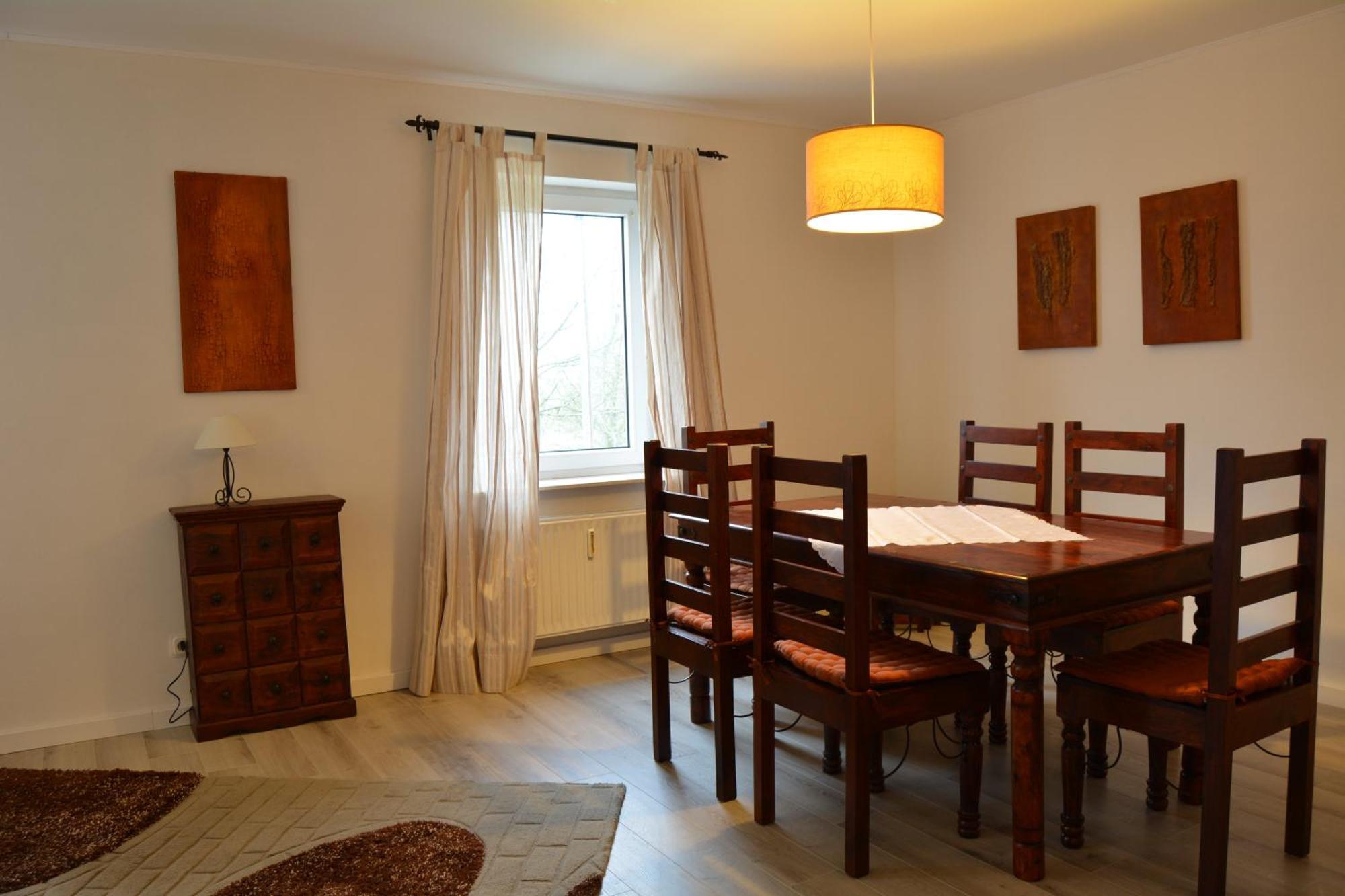 BlankenrathLindenhof Hahnアパートメント 部屋 写真