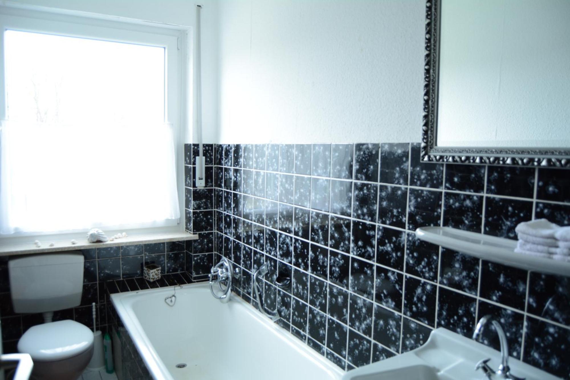 BlankenrathLindenhof Hahnアパートメント 部屋 写真