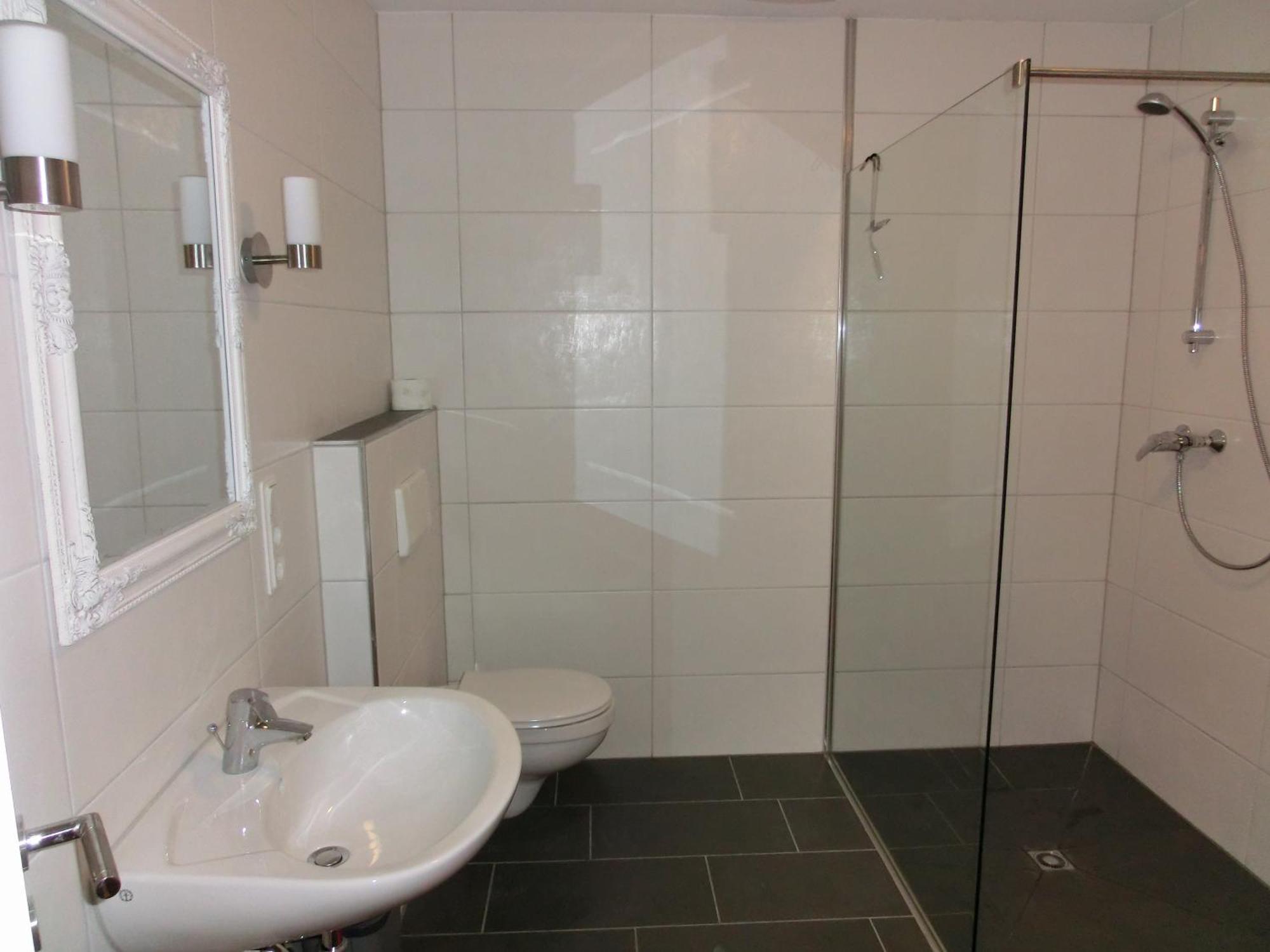 BlankenrathLindenhof Hahnアパートメント 部屋 写真